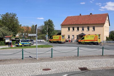 Motorradcrash in Sachsen: Sozius schwerverletzt in Klinik geflogen - Der Sozius musste direkt ins Krankenhaus gebracht werden.Foto: xcitepress/MR