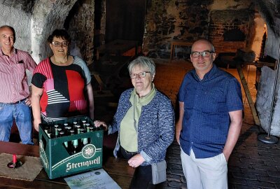 Mühltroffer Schloss strahlt mit der Sonne um die Wette! - Die "Schwarze Küche" besitzt einen der größten sächsischen Kamine. Fotos: Karsten Repert