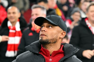 Musiala glänzt als Kopfball-Ungeheuer - "Push" durch Sané - Trainer Kompany sieht in der neuen Defensiv-Stabilität "kein Geheimnis".