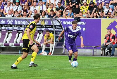 Nach BVB-Spiel: Einen Stimmungsboykott wird es auch zukünftig nicht geben - Aue trennt sich von Borussia Dortmund vor knapp 15.000 Zuschauern mit einem Unentschieden. Foto: Alexander Gerber