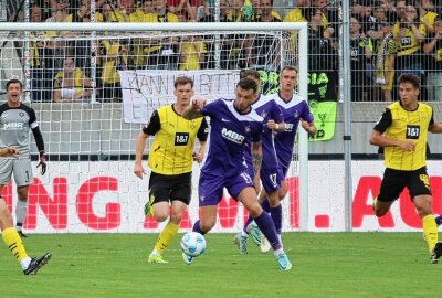 Nach BVB-Spiel: Einen Stimmungsboykott wird es auch zukünftig nicht geben - Aue trennt sich von Borussia Dortmund vor knapp 15.000 Zuschauern mit einem Unentschieden. Foto: Alexander Gerber