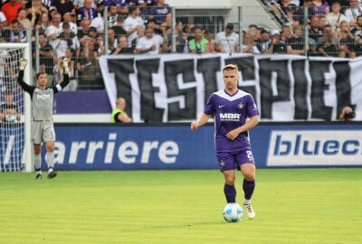 Nach BVB-Spiel: Einen Stimmungsboykott wird es auch zukünftig nicht geben - Aue trennt sich von Borussia Dortmund vor knapp 15.000 Zuschauern mit einem Unentschieden. Foto: Alexander Gerber