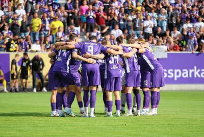 Nach BVB-Spiel: Einen Stimmungsboykott wird es auch zukünftig nicht geben - Aue trennt sich von Borussia Dortmund vor knapp 15.000 Zuschauern mit einem Unentschieden. Foto: Alexander Gerber