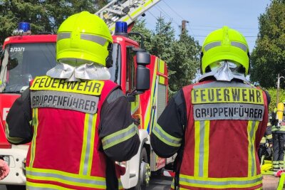 Nach Großbrand in Chemnitz: Ermittlungen zur Brandursache aufgenommen - Großbrand in Chemnitz-Glösa am Freitagmittag. Foto: Erik Hoffmann