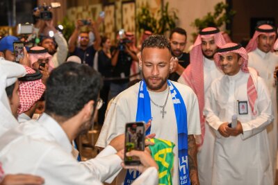 Nach über einem Jahr: Neymar feiert Comeback - Neymar hat sein Comeback für Al-Hilal gefeiert.