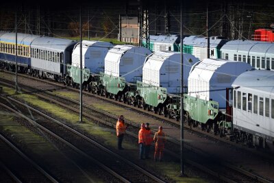 Nach vier Jahren: Ein Castor-Zug rollt durch Deutschland - Der Castor-Transport hat Deutschland erreicht.