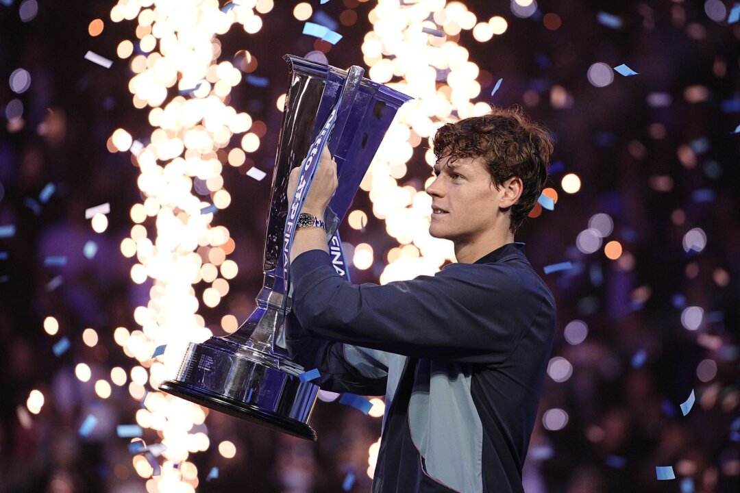 Nächster Stopp Davis Cup - Sinner ist noch nicht fertig - Party-Stimmung: Jannik Sinner wurde von seinem Heimpublikum lautstark gefeiert.