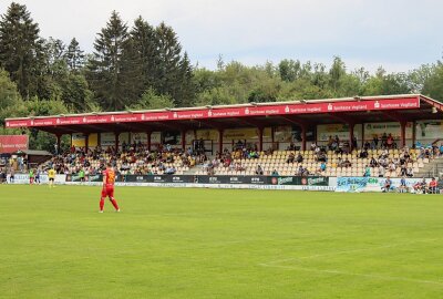 Nächster Testspielsieg für den CFC! - Zum Testspiel waren reichlich 500 Zuschauer in der "Arena zur Vogtlandweide" zugegen. Foto: Marcus Hengst