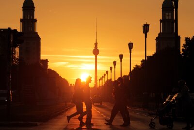 Nächte durchmachen: Wie du mit Schlafmangel richtig umgehst - Für den Körper ist es kein Problem, eine Nacht nicht zu schlafen, wenn man den Schlafmangel wieder ausgleicht.