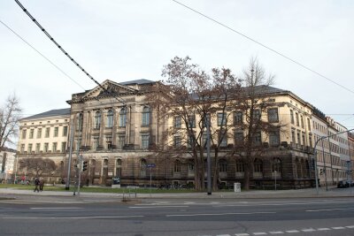 Neuer Rektor der Dresdner Musikhochschule im Amt - Der Jazzmusiker Lars Seniuk hat sein Amt als neuer Rektor der Musikhochschule Dresden angetreten (Archivbild).