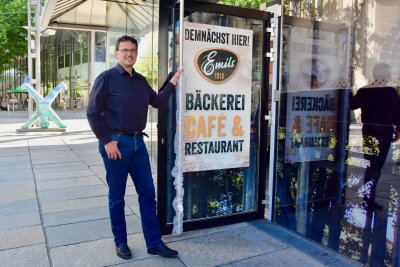 Die Eröffnung des neuen Cafés im Kaufhof muss verschoben werden. Foto: Steffi Hofmann