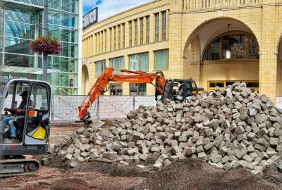 Neumarkt wird bis November erneut zur Baustelle - Chemnitzer Neumarkt wird barrierefrei umgebaut. Letzter Bauabschnitt hat begonnen. Foto: Andreas Seidel