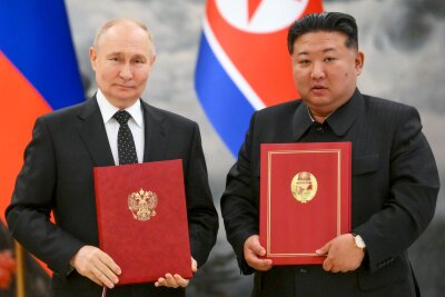 Nordkoreaner kurz vor Ukraine-Einsatz, Kiew hofft auf Seoul - Die militärische Zusammenarbeit zwischen Moskau und Pjöngjang nützt beiden Machthabern bei ihren kriegerischen Ambitionen. (Archivbild)