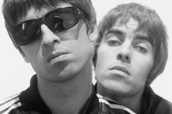 Oasis feiern Comeback und Jubiläum: Das sind die Musik-Highlights der Woche - Vor 30 Jahren veröffentlichten Oasis ihr legendäres Debütalbum "Definitely Maybe". Zum Jubiläum erscheint nun eine "30th Anniversary Edition" mit bislang unveröffentlichten Studio-Aufnahmen.