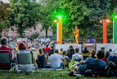 Parksommer: Ab Dienstag fünf Wochen Unterhaltung am laufenden Band - Open Air Kulturfestival "Parksommer" startet in die achte Runde. Foto: C3/Kristin Schmidt