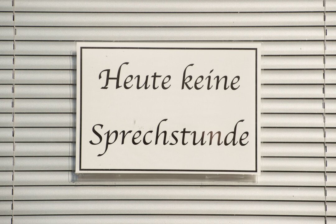 Patienten ablehnen, plötzlich schließen: Dürfen Ärzte das? - Ärgerlich, wenn man beim Arzt vor verschlossener Tür steht. 