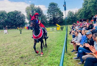 Pferde-Faszination am Gemeindewald in Limbach-Oberfrohna - Das 22. "Faszination Pferd"- Open Air auf der Anlage am Gemeindewald versammelte am Wochenende wieder zahlreiche Freundinnen und Freunde des Reitsports.