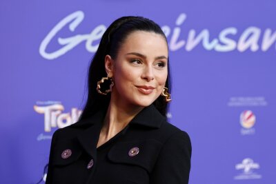 Plauen feiert: Sängerin Lena tritt auf großer Bühne auf - Sängerin, Influencerin und ESC-Gewinnerin: Lena Meyer-Landrut stellte sich den Interview-Fragen von BLICK.de.