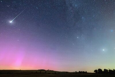 Polarlichter und Meteoren: Spektakuläre Lichtershow über Sachsen - Impressionen des Spektakels vom Liebschützberg. Foto: EHL Media