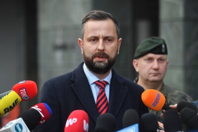 Polens Minister: Gewaltige Kriegsmüdigkeit in der Ukraine - Polen Verteidigungsminister Wladyslaw Kosiniak-Kamysz beobachtet Kriegsmüdigkeit in der Ukraine (Archivbild) 