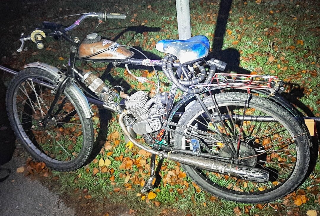 Polizei stoppt 13-Jährigen auf motorisiertem Fahrrad - Das Zweirad wurde von der Polizei sichergestellt. Foto: Polizeidirektion Chemnitz