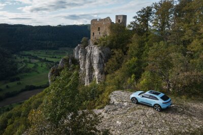 Porsche Macan: Mehr Reichweite und ein Offroad-Paket - Das neue Basismodell des elektrischen Macan bietet bis zu 641 Kilometer Reichweite und 360 PS Leistung.