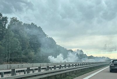 Qualm am Dreieck Nossen: Auffahrunfall mit zwei schwerverletzten Personen - Es entsteht ein langer Stau. Foto: privat