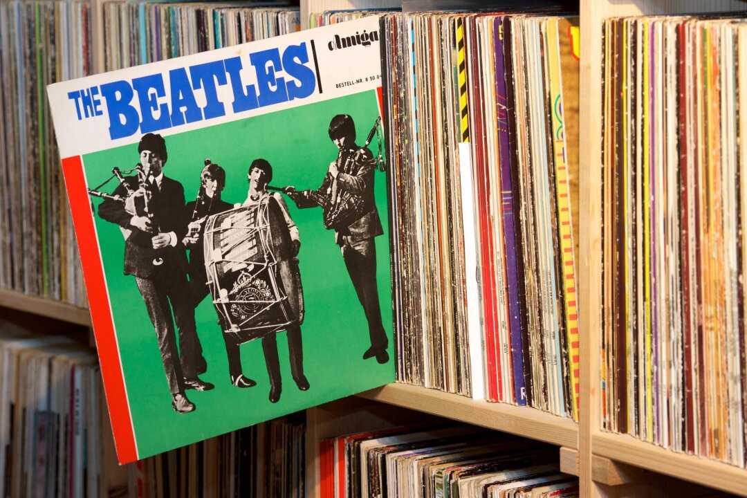 Reibach mit Rille?: Das ist der Wert alter Schallplatten - Könnte was wert sein: Diese "Beatles"-Scheibe aus dem Jahr 1965 war die erste Lizenzplatte des DDR-Labels Amiga.