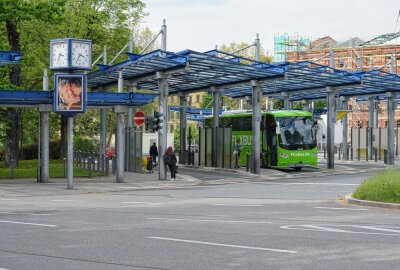 Reiseabenteuer: Polizei kontrolliert Bus wegen Personenfahndung - Foto: Thomas Schmotz