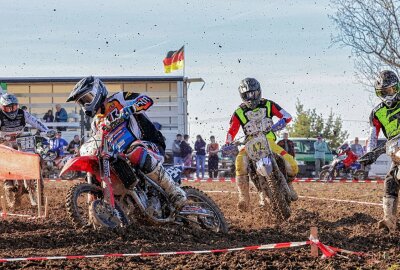 Rennaction in Zumroda: Impressionen vom 5. Stoppelcrossrennen - Impressionen vom 5. Stoppelcross-Rennen in Zumroda. Foto: Andreas Kretschel