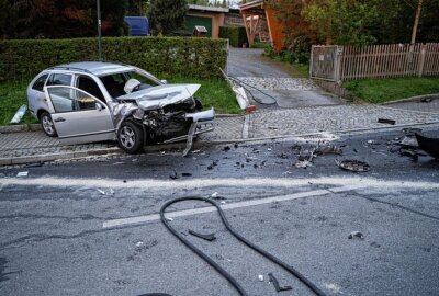 Rettungshubschrauber im Einsatz: Heftiger Crash mit Schwerverletzten - Heftiger Crash in Sohland. Foto: Lausitznews.de