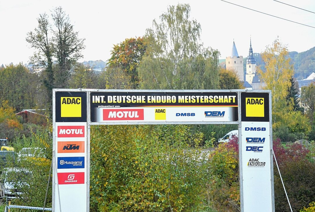 "Rund um Zschopau" ist angerichtet - Die Motorradstadt Zschopau empfängt wieder die Int. Deutsche Enduro Meisterschaft. Foto: Thorsten Horn