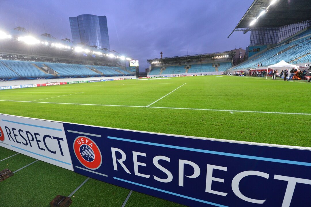 Russland suspendiert Schiedsrichter nach Eigenlob - Khimki Arena bei Moskau: In Russland ist ein Schiedsrichter nach der Veröffentlichung von Selbstlob gesperrt worden. (Archivbild)