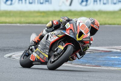 Sachsen-Racer im Pech - Nur geübt - Moritz Jenkner. Foto: Thorsten Horn