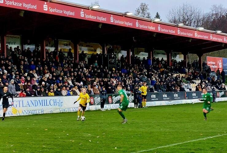 Sachsenpokal-Aus für VfB Auerbach gegen Leipzig - Hier gibt es ein paar Bildimpressionen vom Sachsenpokalspiel zwischen Auerbach und Chemie Leipzig.