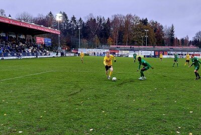 Sachsenpokal-Aus für VfB Auerbach gegen Leipzig - Hier gibt es ein paar Bildimpressionen vom Sachsenpokalspiel zwischen Auerbach und Chemie Leipzig.