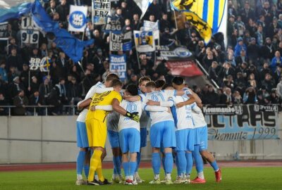 Sachsenpokal: CFC steht nach Sieg beim DSC im Viertelfinale - Wer der nächste Kontrahent für den Rekordsachsenpokalsieger wird, entscheidet sich am Sonntag nach dem Spiel zwischen Tapfer Leipzig und dem FC Erzgebirge Aue.