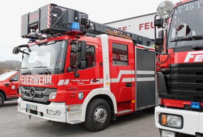 Schautag: FFW Pockau gewährt am Samstag Einblicke in nagelneues Gerätehaus - Blitzblank geputzt präsentiert die FFW Pockau auch ihre Fahrzeuge. Foto: Jana Kretzschmann