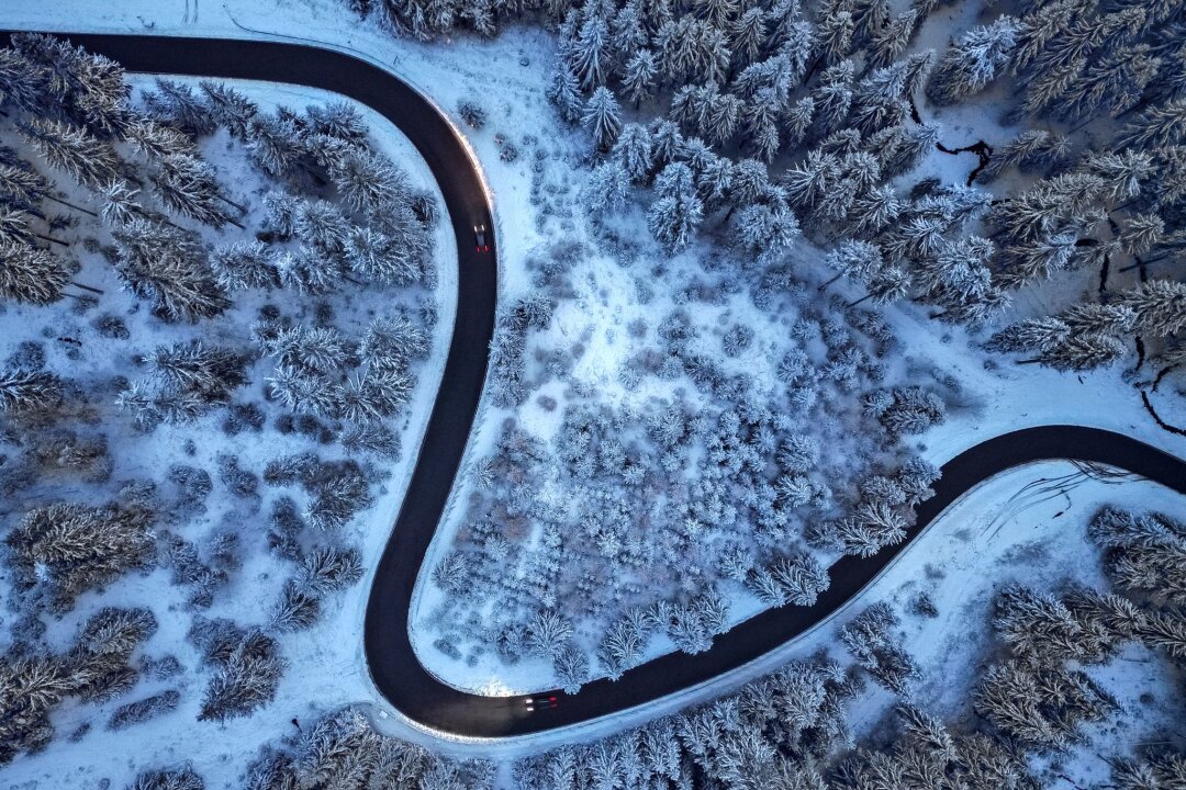 Schnee und Kälte in Sachsen - Im Erzgebirge hatte es bereits Anfang der Woche geschneit (Archivbild).