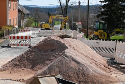 Schönheider Straße ist voll gesperrt - Die Schönheider Straße S277 ist aktuell aufgrund von Baumaßnahmen voll gesperrt. Foto: Ramona Schwabe