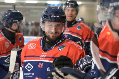 Vom Ergebnisstand her könnte man denken, die Wölfe haben nicht gut ins Spiel gefunden, lagen sie sich doch zur ersten Pause 0:3 hinten. Foto: Ralf Wendland 