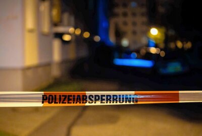 Schüsse bei Polizeieinsatz: 54-Jähriger greift Beamte mit Messer an und wird schwer verletzt - In Radeberg kam es am Montagabend zu einer Schussabgabe durch Polizisten. Foto: xcitepress/Rico Löb