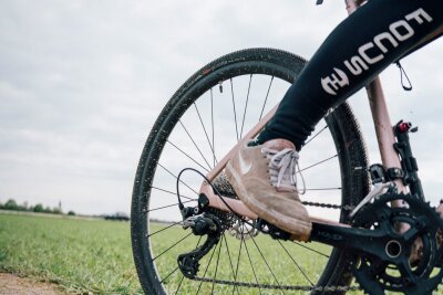 Schuften und Schottern: Workation mit dem Gravelbike - Das Beste aus zwei Welten? Zumindest haben Gravelbikes etwas von einem Mountainbike und zugleich einem Rennrad.