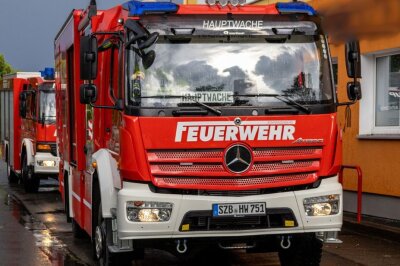 Die Feuerwehr im Einsatz. Foto: Niko Mutschmann 