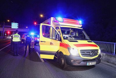 Schwerer Bahnunfall: Frau beim Überqueren der Gleise von Güterzug erfasst - In Dresden kam es zu einem schweren Bahnunfall. Foto: Roland Halkasch