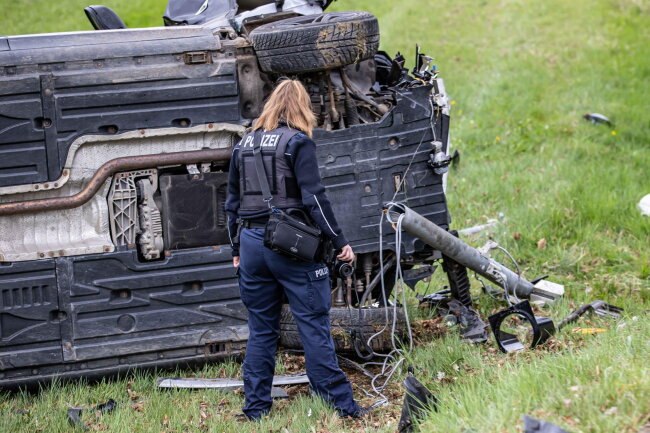 Schwerer Unfall Auf Der B169 In Neuensalz Bei Plauen