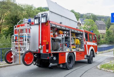 Schwerer Zugunfall im Erzgebirge: Bahn kollidiert mit Person - Ein Zugunfall mit der Erzgebirgsbahn ereignete sich am Freitag gegen 13.30 Uhr auf der Strecke Chemnitz - Cranzahl. Foto: Bernd März