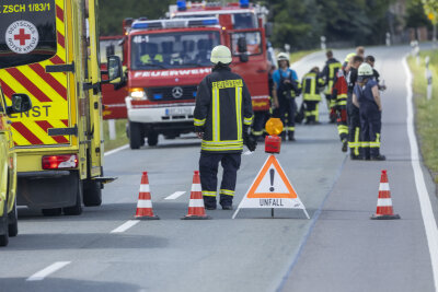 Segelflugzeug im Erzgebirge notgelandet: Rettung im Rapsfeld