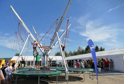 Seifenkistenrennen: Witzschdorf startet rasant in seine Festwoche - Auch für die Unterhaltung der Kinder war gesorgt. Foto: Andreas Bauer