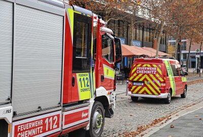 Seifenspender brennt: Großeinsatz der Feuerwehr in der Chemnitzer City - Ein Geschäft musste geräumt werden. Foto: Erik Frank Hoffmann